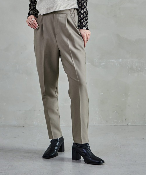 Fashion Letter(ファッションレター)の「【10色展開】ハイウエストテーパードタックスラックス ハイウエスト レディース 低身長 タック(スラックス・レディース・ブラウン系その他/グレイッシュベージュ/ブラック/グレー/イエロー/オレンジ/ネイビー/ピンク/グリーン/ブラウン・M)」の6枚目の写真