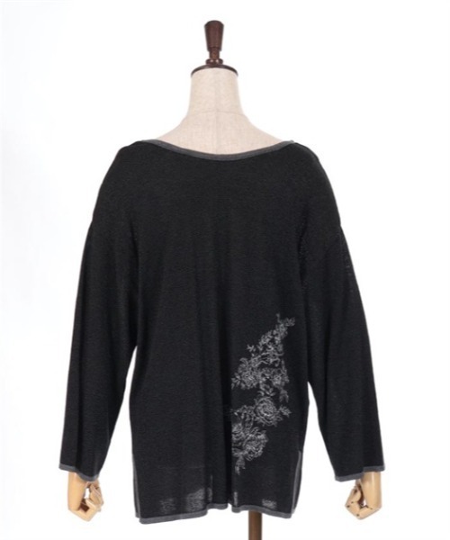 axes femme（アクシーズファム）の「前後２ＷＡＹ線画プリントニット（ニット/セーター・レディース・ブラック/グレイッシュベージュ/ホワイト・FREE）」の9枚目の写真