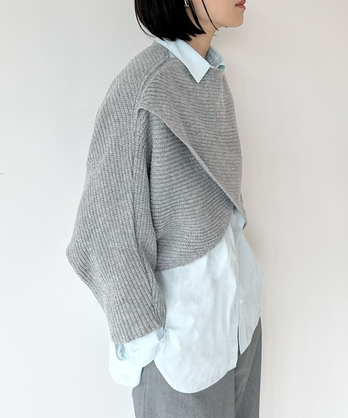 STELLA FISH(ステラフィッシュ)の「Cape Poncho Knit Tops(ニット/セーター・レディース・グレー/ブラック・FREE)」の12枚目の写真