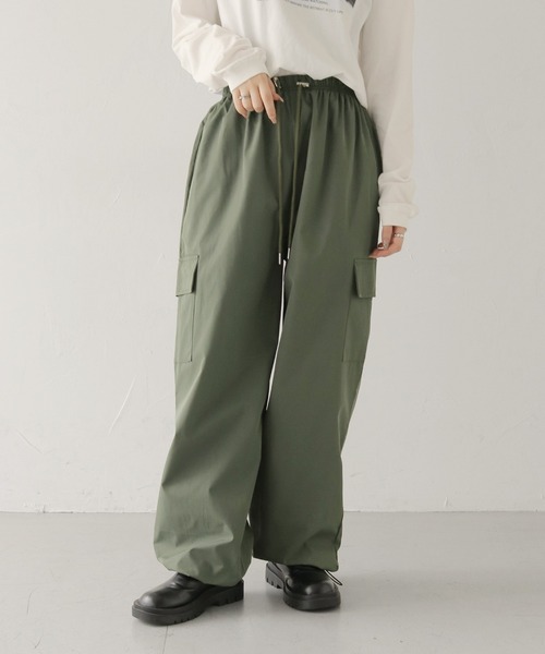 HER CLOSET(ハークローゼット)の「 【HER CLOSET】ワイドパラシュートカーゴパンツ WIDE PARACHUTE CARGO PANTS(カーゴパンツ・レディース・チャコール/カーキ/ブラック・FREE)」の3枚目の写真