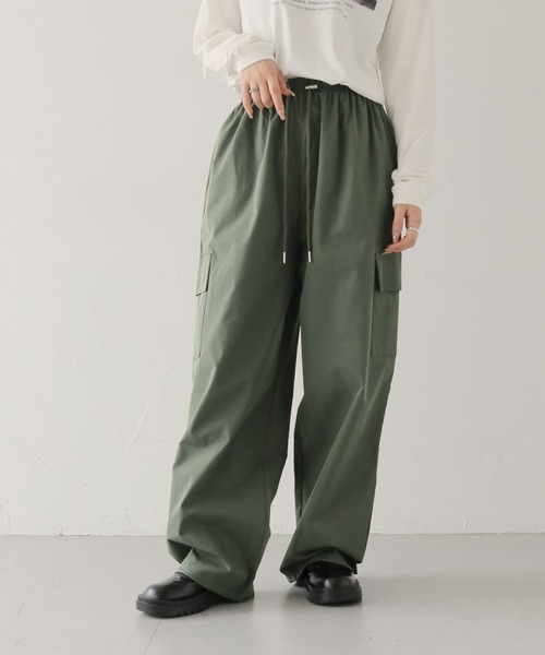 HER CLOSET(ハークローゼット)の「 【HER CLOSET】ワイドパラシュートカーゴパンツ WIDE PARACHUTE CARGO PANTS(カーゴパンツ・レディース・チャコール/カーキ/ブラック・FREE)」の19枚目の写真
