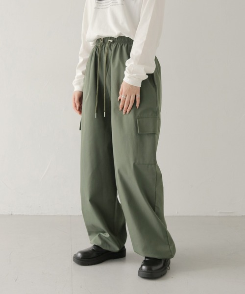 HER CLOSET(ハークローゼット)の「 【HER CLOSET】ワイドパラシュートカーゴパンツ WIDE PARACHUTE CARGO PANTS(カーゴパンツ・レディース・チャコール/カーキ/ブラック・FREE)」の18枚目の写真