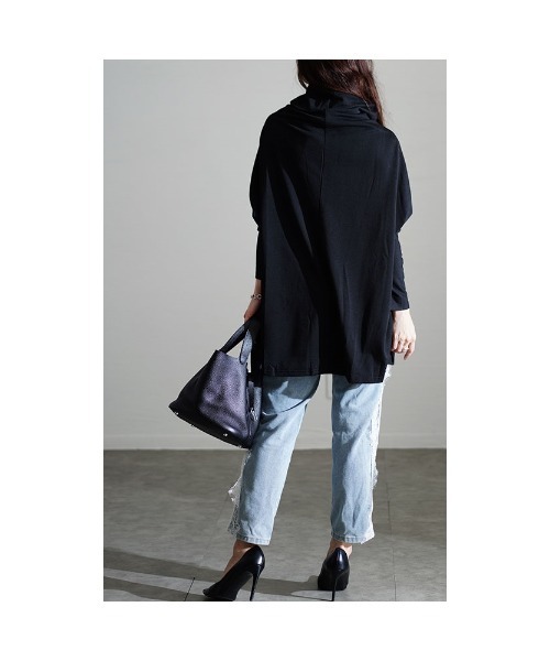 Sawa a la mode(サワアラモード)の「オフタートルカットソー(Tシャツ/カットソー・レディース・ブラック/グレー・FREE)」の19枚目の写真