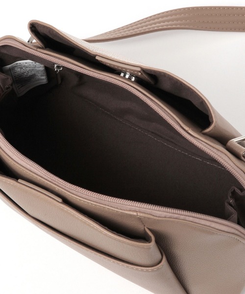 studio CLIP（スタディオクリップ）の「【人間工学に基づいて考えた！】からだよろこぶ3ROOMショルダー（ショルダーバッグ・レディース・ライトグレー/その他2/ブラック・FREE）」の11枚目の写真