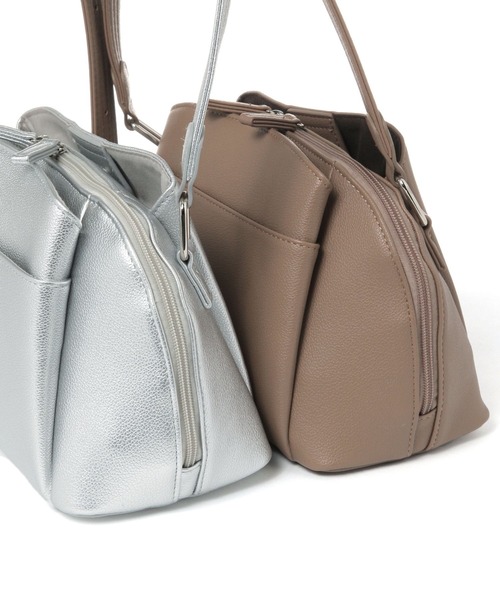 studio CLIP（スタディオクリップ）の「【人間工学に基づいて考えた！】からだよろこぶ3ROOMショルダー（ショルダーバッグ・レディース・ライトグレー/その他2/ブラック・FREE）」の12枚目の写真