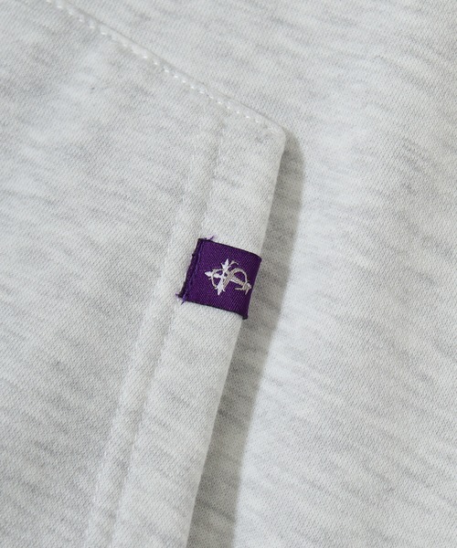 RE730(アールイーセブンサーティー)の「Denim applique embroidery pullover hoodie / デニムアップリケ刺繍プルオーバーパーカー/フーディー unisex(パーカー・メンズ・ブラック/ライトグレー・L/M)」の10枚目の写真