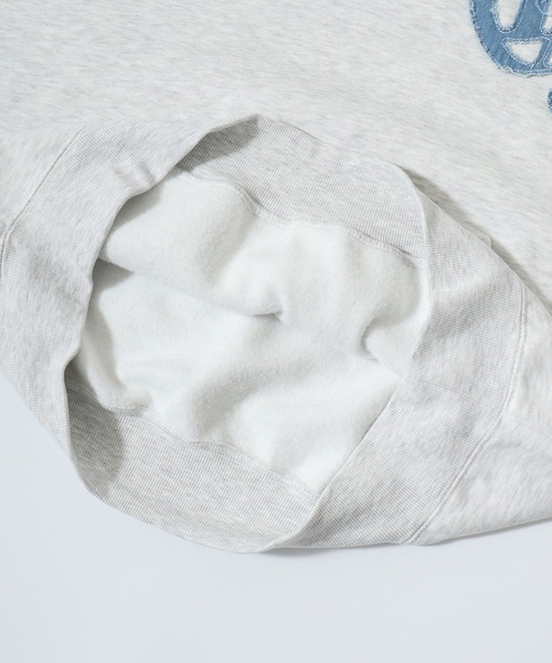 RE730(アールイーセブンサーティー)の「Denim applique embroidery pullover hoodie / デニムアップリケ刺繍プルオーバーパーカー/フーディー unisex(パーカー・メンズ・ブラック/ライトグレー・L/M)」の12枚目の写真