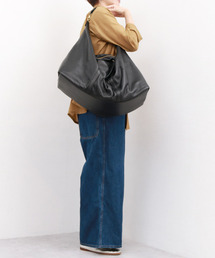 perche（ペルケ）の「ペルケ perche / ガーメントレザー・サスティナブル2wayボストンL（ボストンバッグ）」