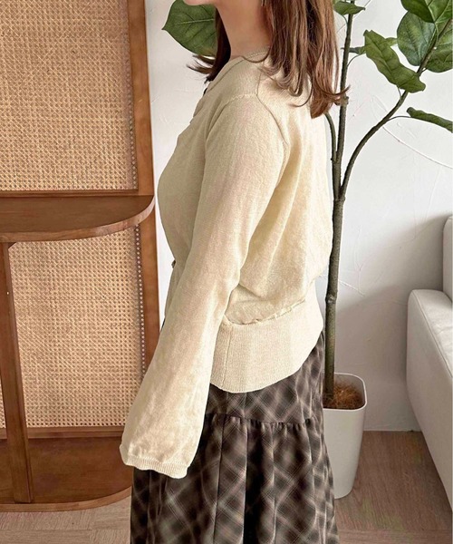 apres jour clair（アプレジュールクレア）の「【apres jour clair】ギャザーニットカーディガン【ZOZOTOWN限定アイテム】（カーディガン/ボレロ・レディース・アイボリー/ブラウン系その他/ボルドー・X-LARGE/フリー）」の6枚目の写真