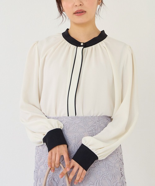 INCEDE(インシード)の「配色バンドカラー 前後2WAYブラウス│上品見え/着回し/オフィスカジュアル//オンオフ兼用(シャツ/ブラウス・レディース・ブラック/オフホワイト/ブルー/ベージュ・M/L/LL)」の5枚目の写真