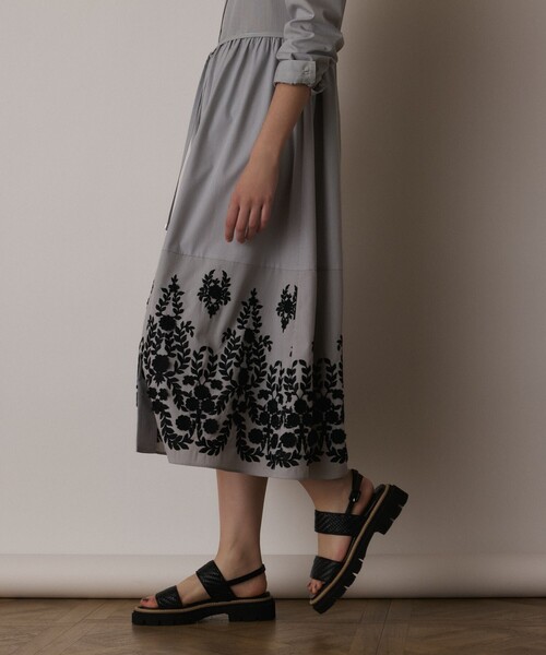 GRACE CONTINENTAL ストライプ刺繍ワンピース ストライプフラワー刺繍