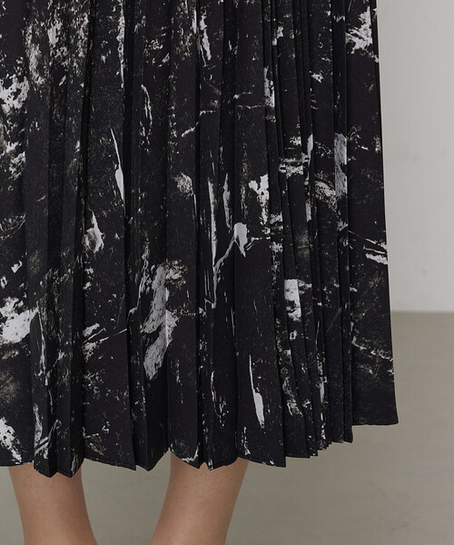 COMME CA（コムサ）の「アムンゼン大理石プリント スカート（スカート・レディース・ブラック系その他・9号/11号）」の8枚目の写真