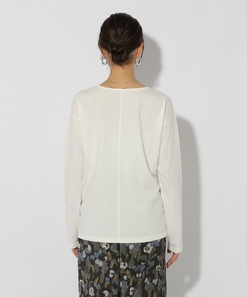 Elura(エルーラ)の「cityフォトプリントロンT/316576(Tシャツ/カットソー・レディース・チャコールグレー/ホワイト系その他6/ホワイト・LARGE/MEDIUM)」の8枚目の写真