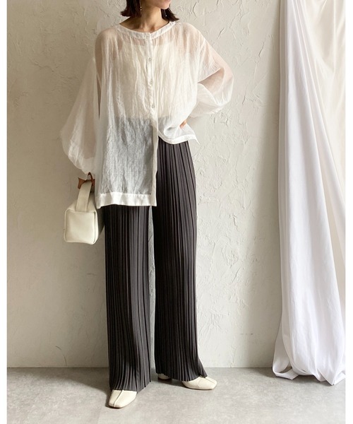 She's Closet(シーズクローゼット)の「セミワイドストレートロングプリーツパンツ(その他パンツ・レディース・アイボリー/グレイッシュベージュ/チャコールグレー/ブラック・L/M)」の10枚目の写真