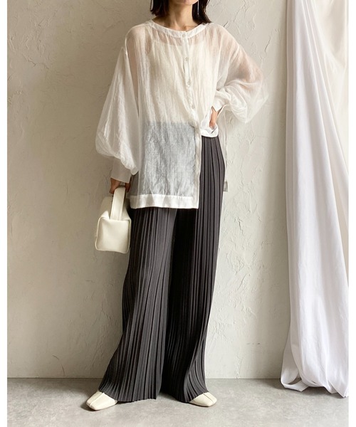 She's Closet(シーズクローゼット)の「セミワイドストレートロングプリーツパンツ(その他パンツ・レディース・アイボリー/グレイッシュベージュ/チャコールグレー/ブラック・L/M)」の13枚目の写真