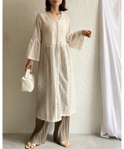 She's Closet(シーズクローゼット)の「セミワイドストレートロングプリーツパンツ(その他パンツ・レディース・アイボリー/グレイッシュベージュ/チャコールグレー/ブラック・L/M)」の20枚目の写真