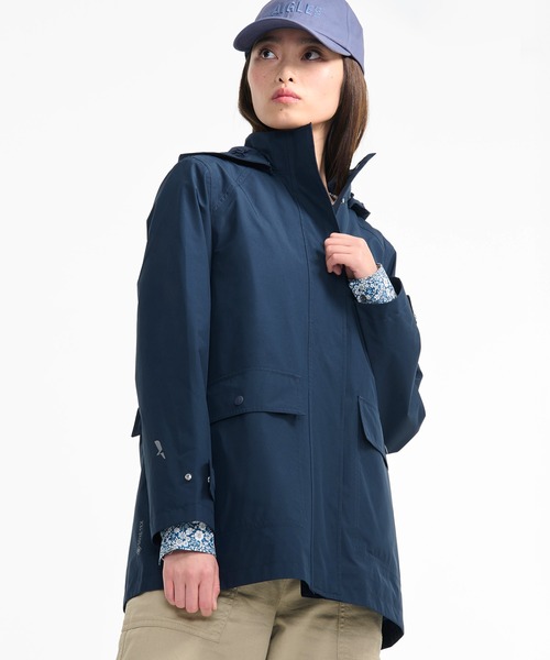 AIGLE(エーグル)の「防風 防水 透湿 GORE-TEX ゴアテックス 2レイヤー フーデッドコート / フード取り外し可(マウンテンパーカー・レディース・ベージュ/ダークブルー・35/38/36/40)」の10枚目の写真