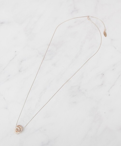 SHOO・LA・RUE（シューラルー）の「ミニリング＆フェイクパールネックレス（ネックレス・レディース・シルバー/ゴールド/ピンクゴールド・00）」の5枚目の写真