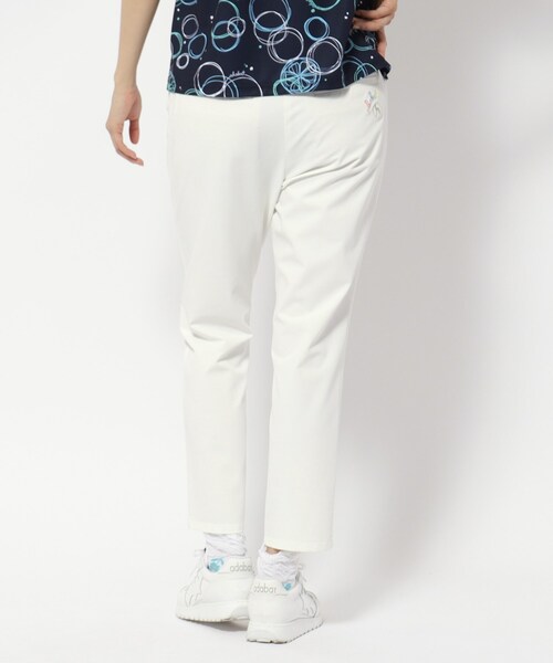 adabat（アダバット）の「◆撥水加工 バックシャーリングアンクルパンツ（その他パンツ・レディース・ホワイト/ブラック・42/40/38/36/34）」の4枚目の写真