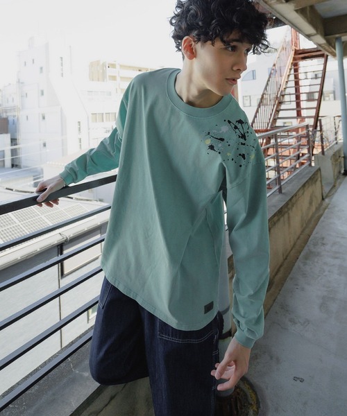 niko and...(ニコアンド)の「【NATOKii(ネイトゥーキー)】ピグペイントロンTEE(Tシャツ/カットソー・メンズ・マスタード/ライトグリーン・LARGE/MEDIUM)」の2枚目の写真