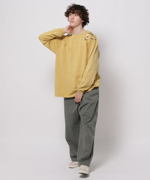 niko and...(ニコアンド)の「【NATOKii(ネイトゥーキー)】ピグペイントロンTEE(Tシャツ/カットソー・メンズ・マスタード/ライトグリーン・LARGE/MEDIUM)」の5枚目の写真