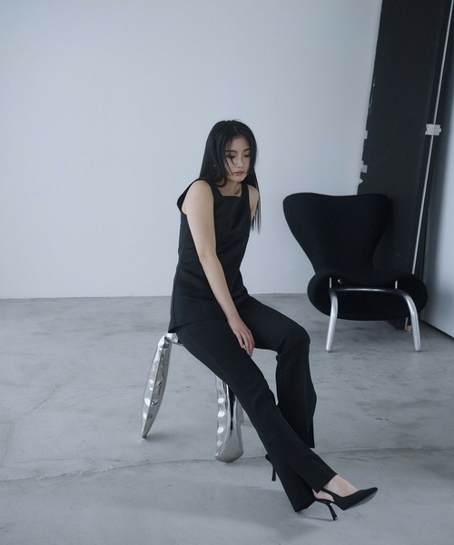 KINO THE KEI(キノザケイ)の「裾 スリット スラックス パンツ KINO THE KEI(その他パンツ・レディース・ベージュ/ブラック・M/S)」の15枚目の写真