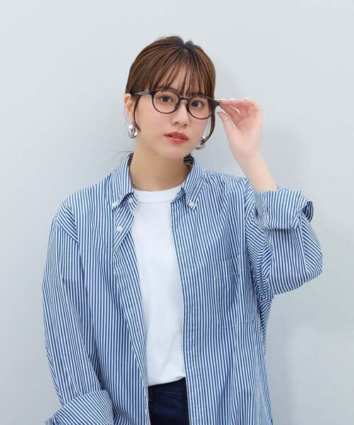 Zoff(ゾフ)の「ボストン型 メガネ|伊達メガネ|ユニセックス|Zoff|CLASSIC (クラシック)(メガネ・レディース・ブルー/ピンク/ダークブラウン/ブラック・FREE)」の2枚目の写真