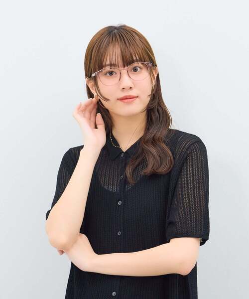 Zoff(ゾフ)の「ボストン型 メガネ|伊達メガネ|ユニセックス|Zoff|CLASSIC (クラシック)(メガネ・レディース・ブルー/ピンク/ダークブラウン/ブラック・FREE)」の4枚目の写真