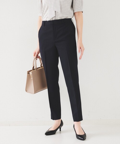 UNTITLED（アンタイトル）の「【セットアップ可能】リネンライク テーパードパンツ（その他パンツ・レディース・ネイビー/ライトグレー/ライトベージュ・00/01/02/03/04/42/44/46/48/50）」の3枚目の写真