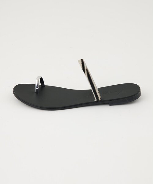 NICOLAS LAINAS（ニコラスライナス）の「【WEB限定サイズあり】【NICOLAS LAINAS】フラットサンダル（サンダル・レディース・ゴールド/シルバー・38/37/36/39）」の10枚目の写真