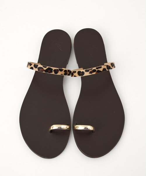 NICOLAS LAINAS（ニコラスライナス）の「【WEB限定サイズあり】【NICOLAS LAINAS】フラットサンダル（サンダル・レディース・ゴールド/シルバー・38/37/36/39）」の5枚目の写真