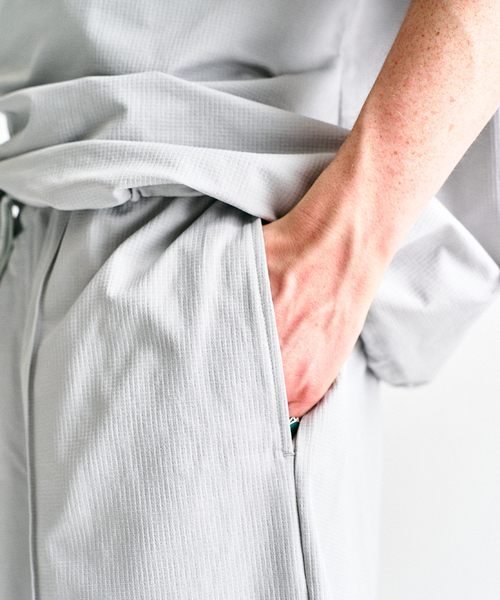 417 EDIFICE(フォーワンセブンエディフィス)の「PERFECTECH メッシュショーツ(その他パンツ・メンズ・チャコールグレー/ブラック・MEDIUM/LARGE/X-LARGE)」の12枚目の写真