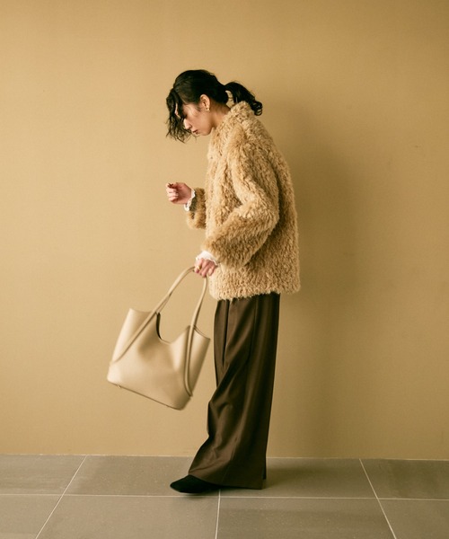 Lutim by u(ルチバイユー)の「Cord tote bag with pouch / ポーチ付コードトートバック(トートバッグ・レディース・キャメル/ベージュ/ブラック/アイボリー/ブラウン・FREE)」の14枚目の写真