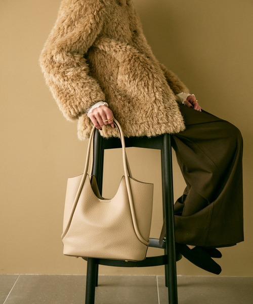 Lutim by u(ルチバイユー)の「Cord tote bag with pouch / ポーチ付コードトートバック(トートバッグ・レディース・キャメル/ベージュ/ブラック/アイボリー/ブラウン・FREE)」の17枚目の写真
