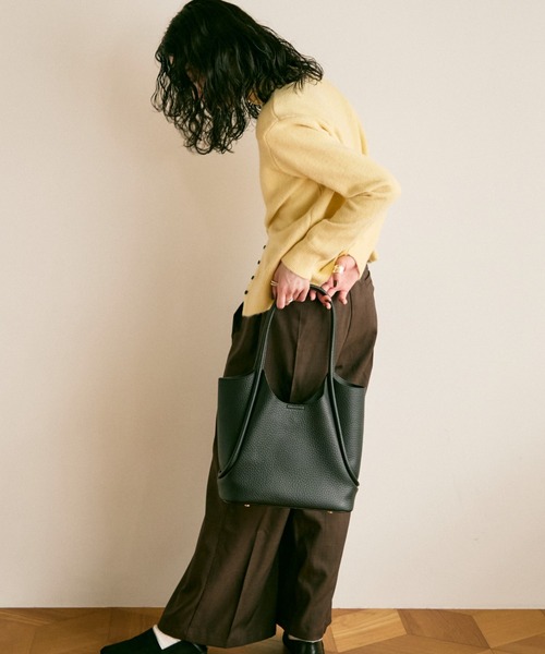 Lutim by u(ルチバイユー)の「Cord tote bag with pouch / ポーチ付コードトートバック(トートバッグ・レディース・キャメル/ベージュ/ブラック/アイボリー/ブラウン・FREE)」の20枚目の写真