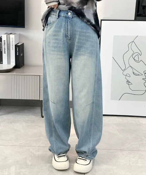 gossip！ロサンゼルス（ゴシップロサンゼルス）の「ワイドレッグ バレルデニムパンツ（デニムパンツ・レディース・ライトブルー・S/M）」の15枚目の写真