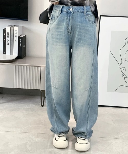gossip！ロサンゼルス（ゴシップロサンゼルス）の「ワイドレッグ バレルデニムパンツ（デニムパンツ・レディース・ライトブルー・S/M）」の21枚目の写真