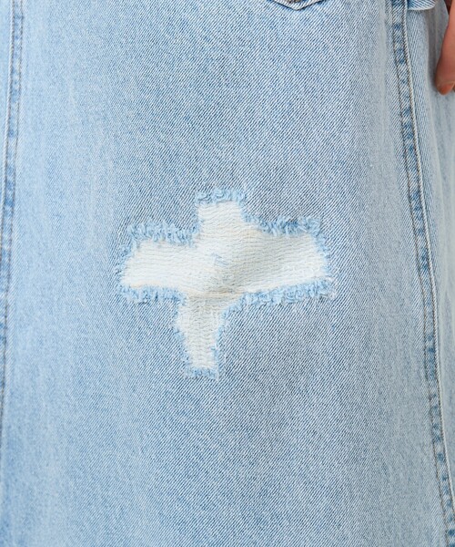 FREAK'S STORE（フリークスストア）の「クロスディテールペインターダメージスカート/デニムスカート（デニムスカート・レディース・サックスブルー・SMALL/MEDIUM）」の17枚目の写真