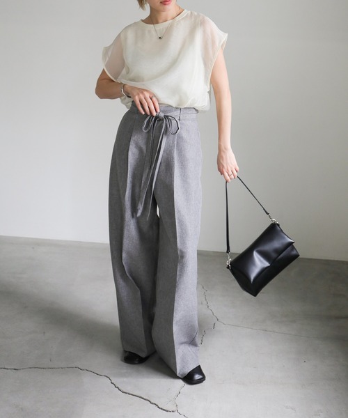 select MOCA(セレクトモカ)の「ダブルベルトワイドパンツ(スラックス・レディース・グレー/ブラック・MEDIUM/LARGE)」の13枚目の写真