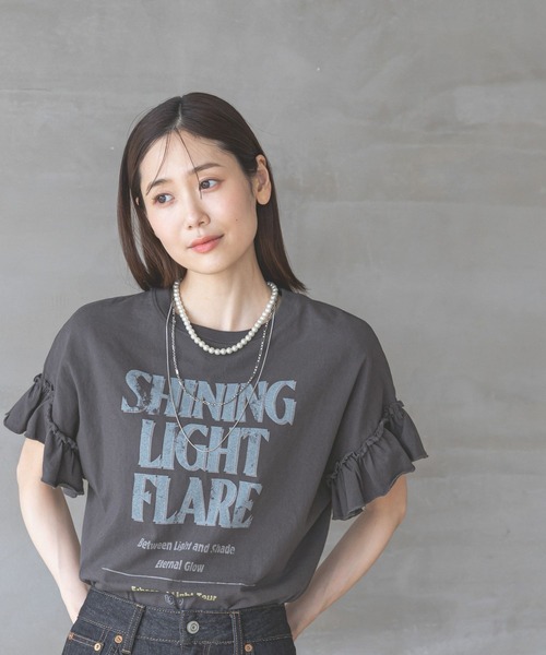 GLOBAL WORK（グローバルワーク）の「ヘビロッTEEフリルプリント半袖/325970（Tシャツ/カットソー・レディース・オフホワイト/杢グレー/グレー系8/グレー系9/ブラウン/スミクロ/ホワイト系その他6・MEDIUM/LARGE）」の6枚目の写真