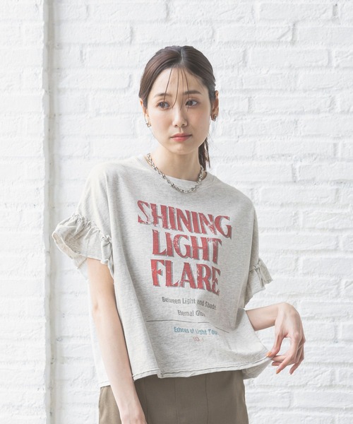 GLOBAL WORK（グローバルワーク）の「ヘビロッTEEフリルプリント半袖/325970（Tシャツ/カットソー・レディース・オフホワイト/杢グレー/グレー系8/グレー系9/ブラウン/スミクロ/ホワイト系その他6・MEDIUM/LARGE）」の5枚目の写真