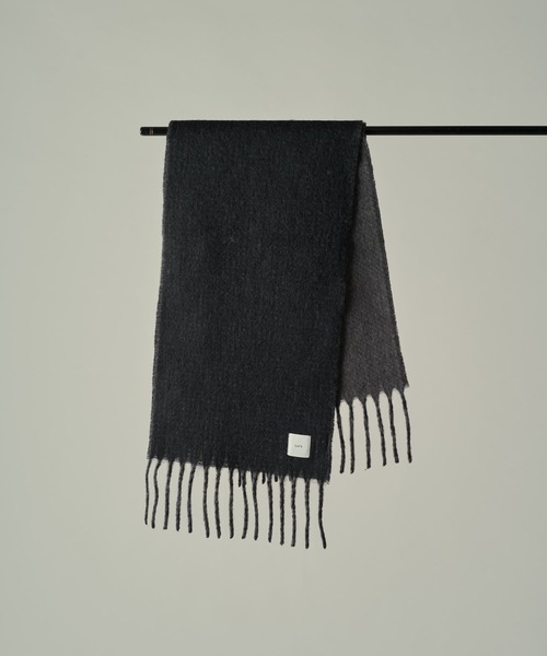 Lui's（ルイス）の「ソフトタッチボリュームロングリバーシブルマフラー（マフラー・メンズ・ブラウン/ブラック・FREE）」の13枚目の写真