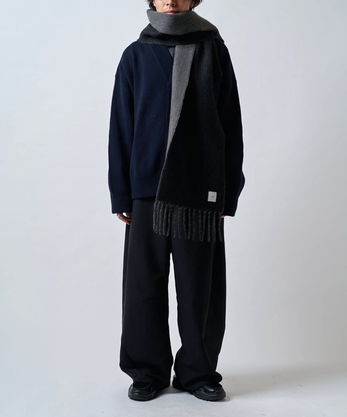 Lui's（ルイス）の「ソフトタッチボリュームロングリバーシブルマフラー（マフラー・メンズ・ブラウン/ブラック・FREE）」の6枚目の写真