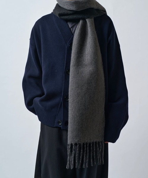 Lui's（ルイス）の「ソフトタッチボリュームロングリバーシブルマフラー（マフラー・メンズ・ブラウン/ブラック・FREE）」の4枚目の写真