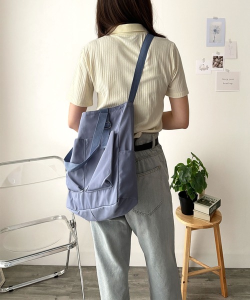 Dewlily（デューリリー）の「旅行映え◎荷物多めの推し活にもおすすめ♪大容量2WAYショルダーバッグ（ショルダーバッグ・レディース・ホワイト/カーキ/ブラック/ブルー・FREE）」の12枚目の写真