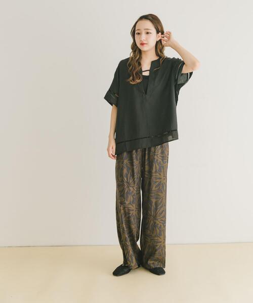 ITEMS URBANRESEARCH（アイテムズ アーバンリサーチ）の「ハンカチーフデザインブラウス（シャツ/ブラウス・レディース・ブラック/ホワイト・FREE）」の5枚目の写真