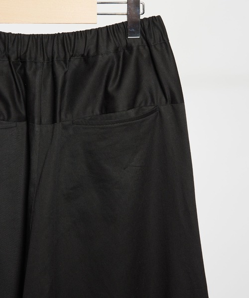 GOMME HOMME(ゴムオム)の「コットンツイル 二―タックサルエルパンツ(その他パンツ・メンズ・ブラック/ブルー・MEDIUM)」の3枚目の写真