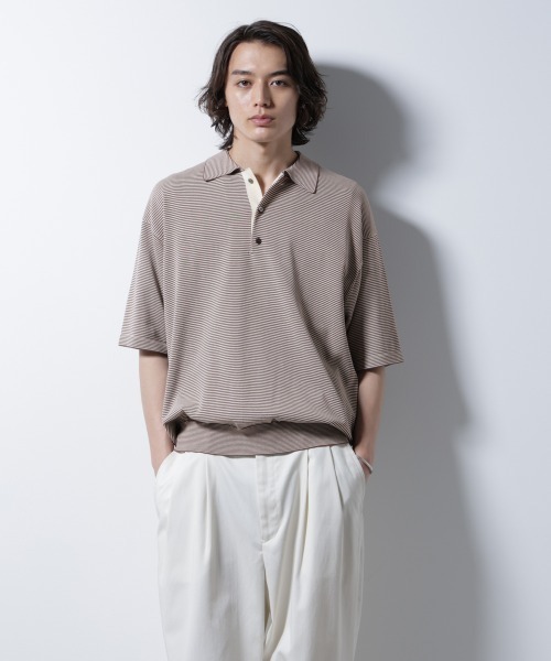 NANO universe（ナノユニバース）の「ハイゲージマイクロボーダーニットポロ（ポロシャツ・メンズ・チャコール/ブラウン・M/L）」の2枚目の写真