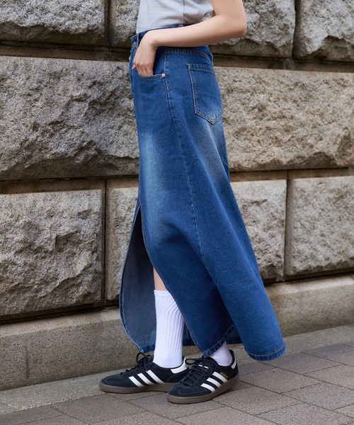 DURAS（デュラス）の「フロントスリットデニムスカート（デニムスカート・レディース・インディゴブルー・MEDIUM/SMALL）」の2枚目の写真