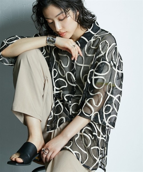 Soiunique（スワユニーク）の「コード刺繍メッシュデザイン半袖シャツ ［Soiunique］（シャツ/ブラウス・レディース・ホワイト・FREE）」の4枚目の写真